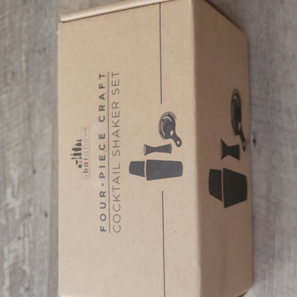 *NEW* Cocktail Shaker Set - Picture 2 of 4